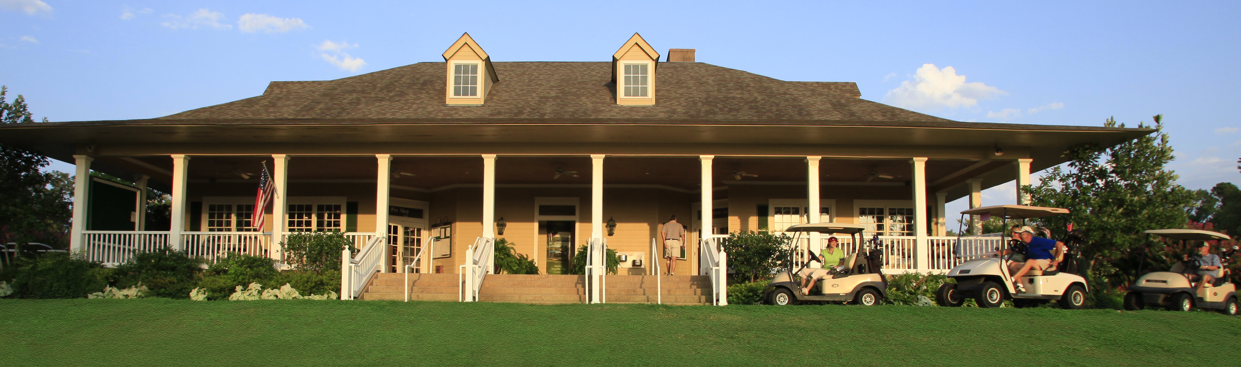 golf course clubhouse